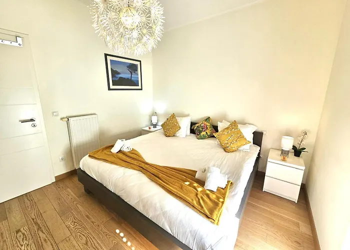 Executive 3br Flat W Terrace, Parking, Fast Wi-fi Apartamento Luxemburgo