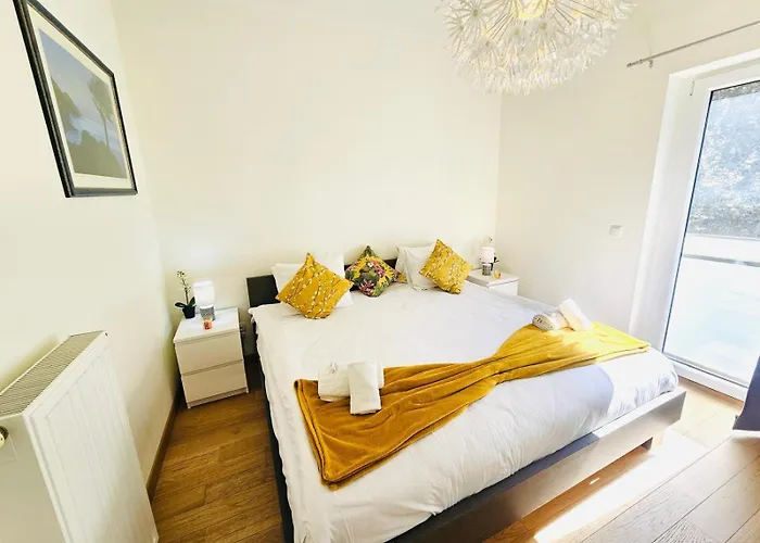 Apartamento Executive 3br Flat W Terrace, Parking, Fast Wi-fi *